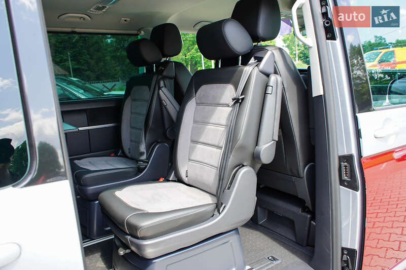 Мінівен Volkswagen Multivan 2020 в Житомирі
