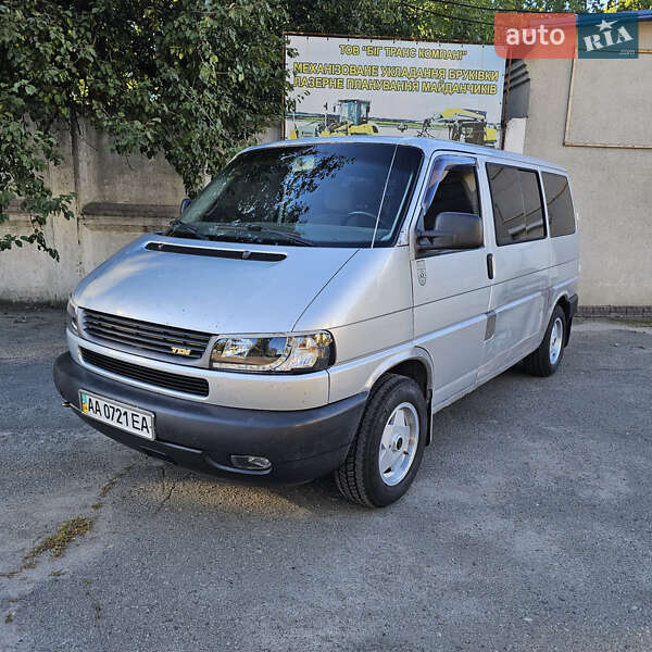 Мінівен Volkswagen Multivan 2000 в Києві