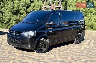 Мінівен Volkswagen Multivan 2013 в 