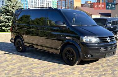 Мінівен Volkswagen Multivan 2013 в 