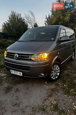 Мінівен Volkswagen Multivan 2010 в Києві