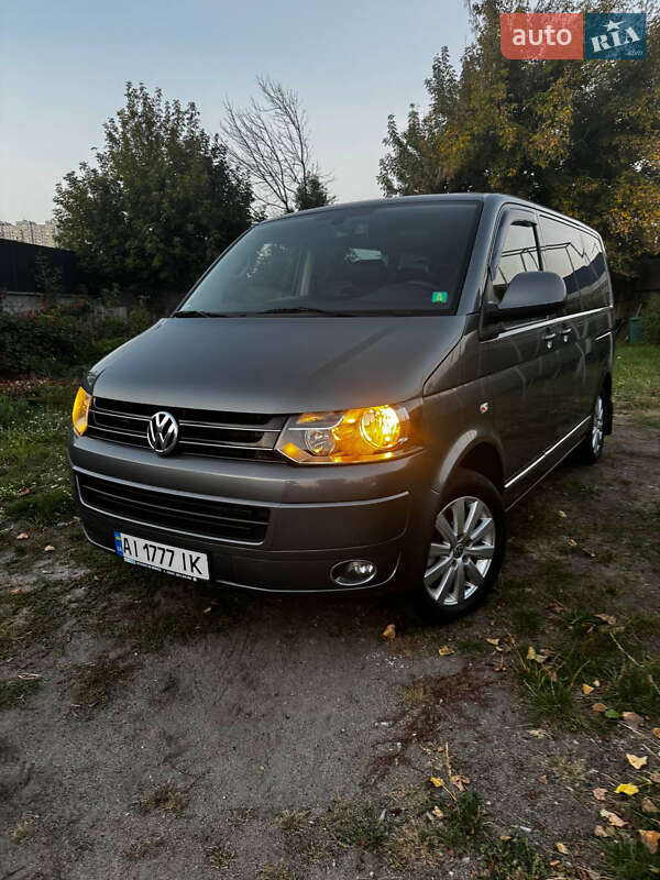 Volkswagen Multivan 2010