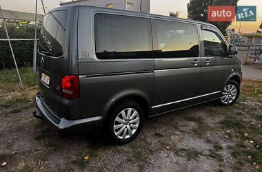 Мінівен Volkswagen Multivan 2010 в 