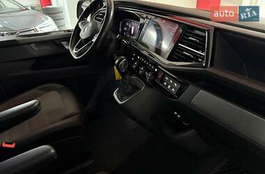 Минивэн Volkswagen Multivan 2020 в 