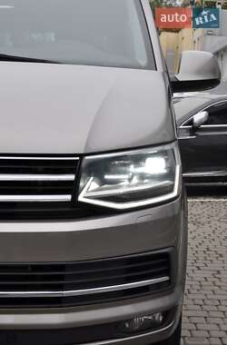 Минивэн Volkswagen Multivan 2018 в 