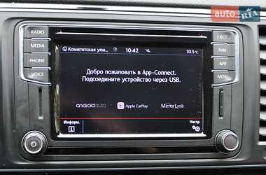 Минивэн Volkswagen Multivan 2018 в 