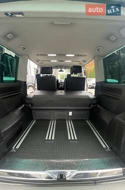 Минивэн Volkswagen Multivan 2018 в 