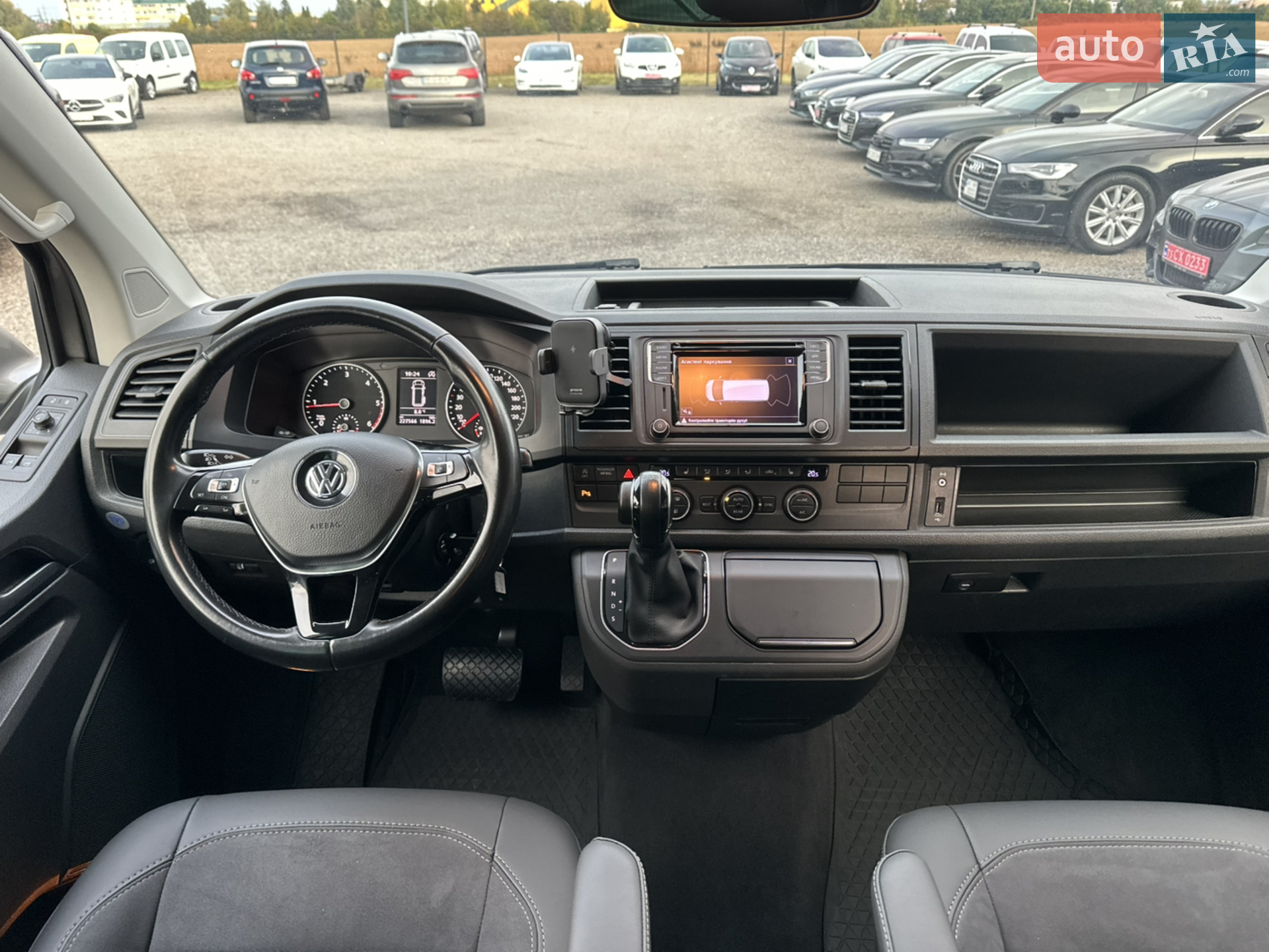 2019 Volkswagen Multivan - мініатюра 14