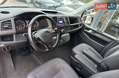 Минивэн Volkswagen Multivan 2019 в 
