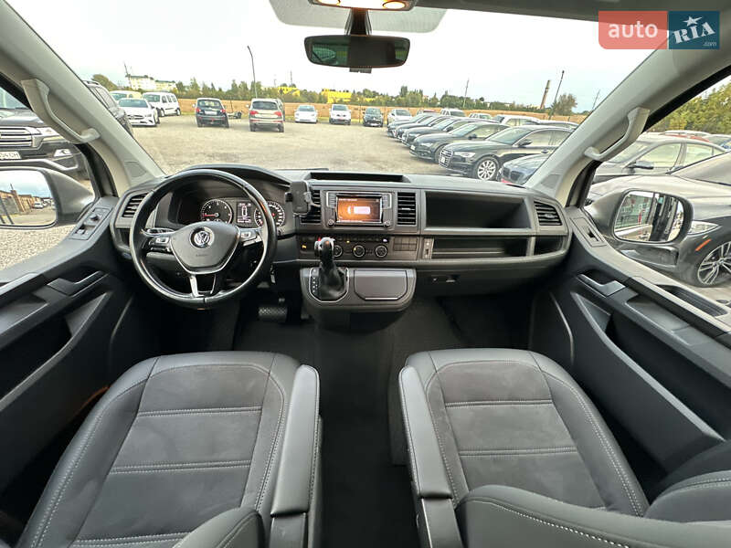 Минивэн Volkswagen Multivan 2019 в Ровно