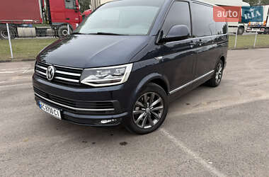 Мінівен Volkswagen Multivan 2017 в 