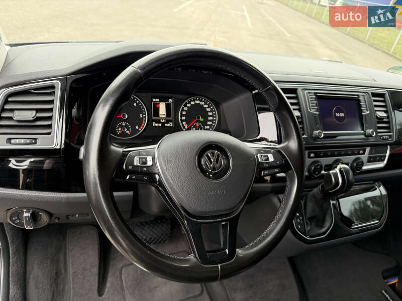 Минивэн Volkswagen Multivan 2017 в Ковеле