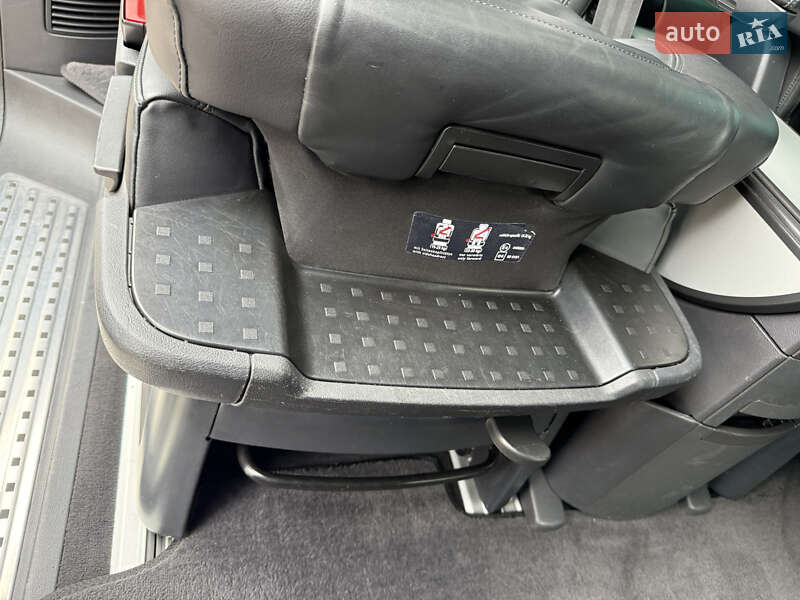 Минивэн Volkswagen Multivan 2017 в Ковеле