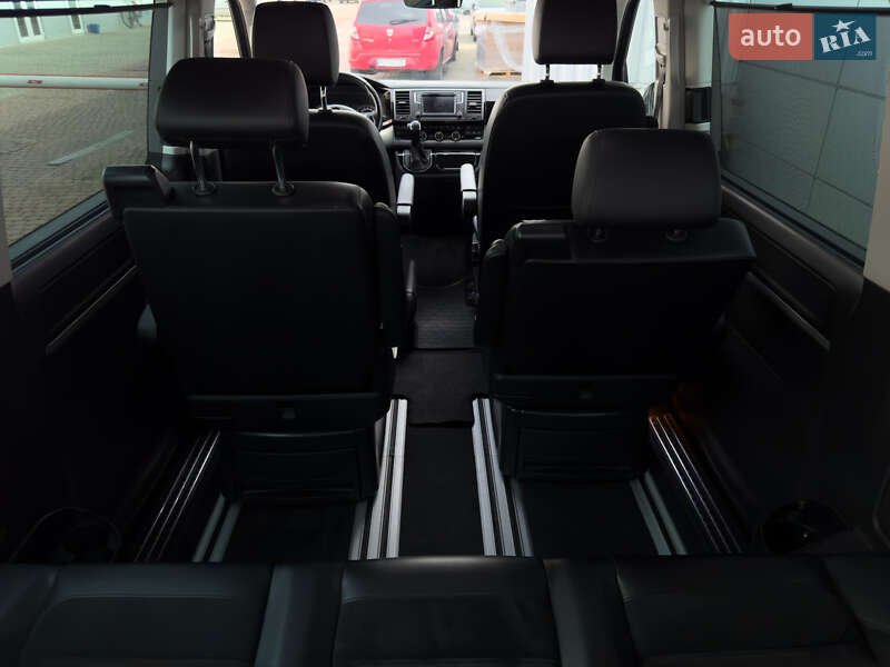 Мінівен Volkswagen Multivan 2019 в Мукачевому