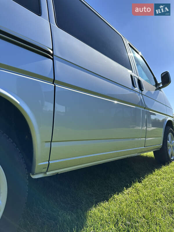 Минивэн Volkswagen Multivan 2001 в Ковеле