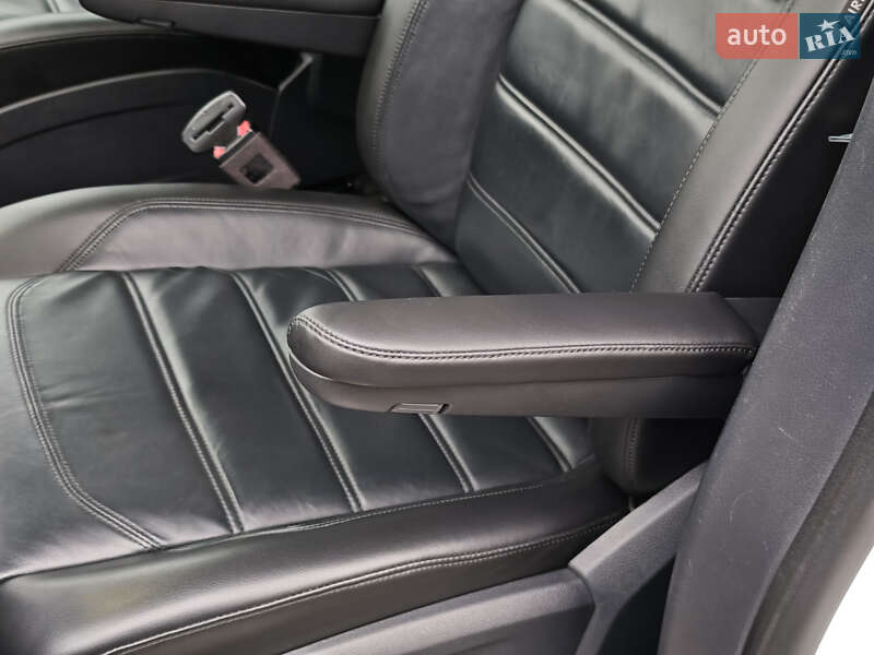 Минивэн Volkswagen Multivan 2019 в Луцке