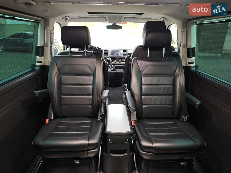 Минивэн Volkswagen Multivan 2019 в Луцке