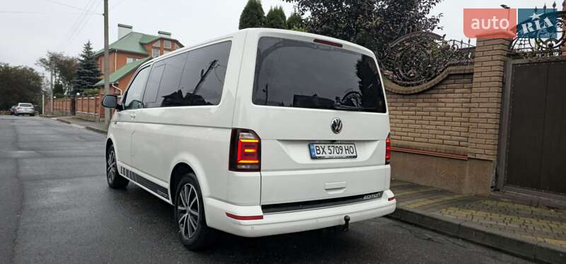 Минивэн Volkswagen Multivan 2017 в Хмельницком