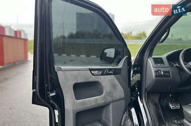 Минивэн Volkswagen Multivan 2012 в 