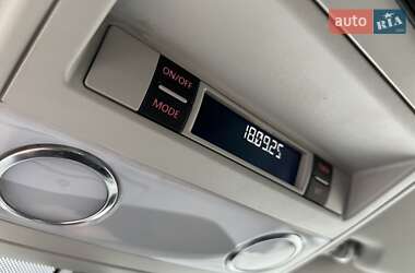 Минивэн Volkswagen Multivan 2015 в 