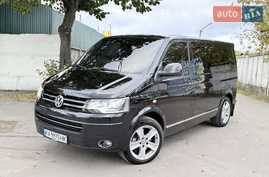 Минивэн Volkswagen Multivan 2011 в Киеве