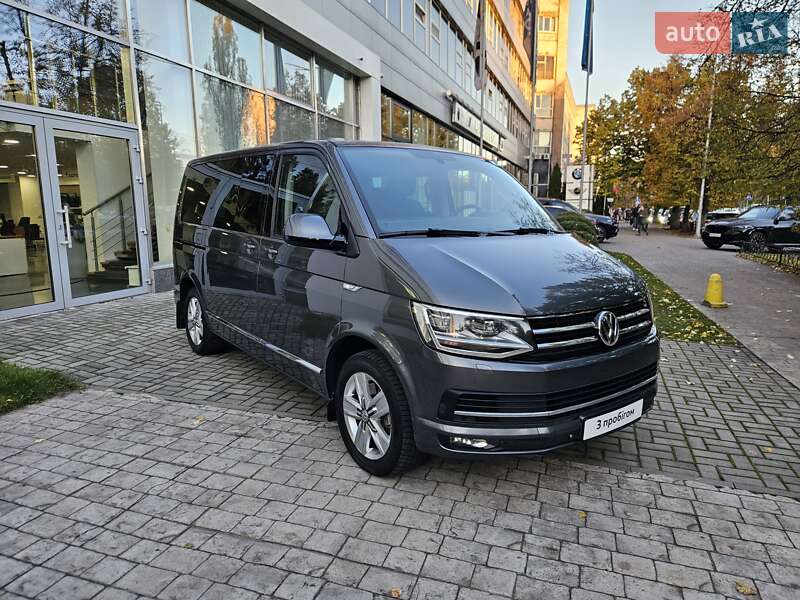 Минивэн Volkswagen Multivan 2015 в Киеве