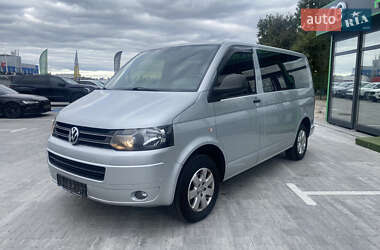 Минивэн Volkswagen Multivan 2012 в Киеве