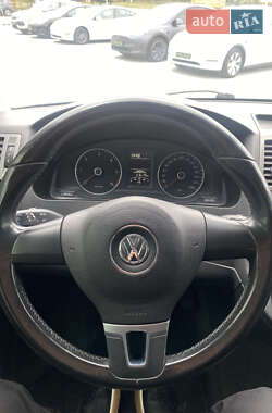 Мінівен Volkswagen Multivan 2012 в  фото 14 Мінівен Volkswagen Multivan 2012 в