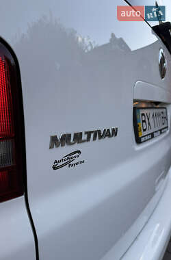 Мінівен Volkswagen Multivan 2015 в 