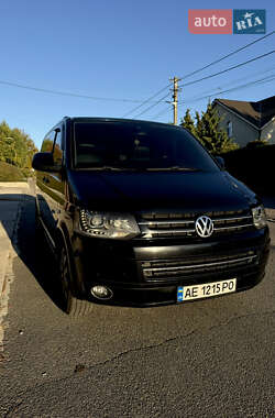 Мінівен Volkswagen Multivan 2012 в 