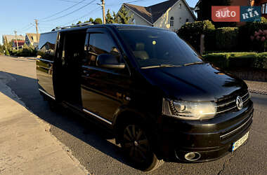 Мінівен Volkswagen Multivan 2012 в 