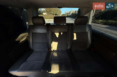 Мінівен Volkswagen Multivan 2012 в 