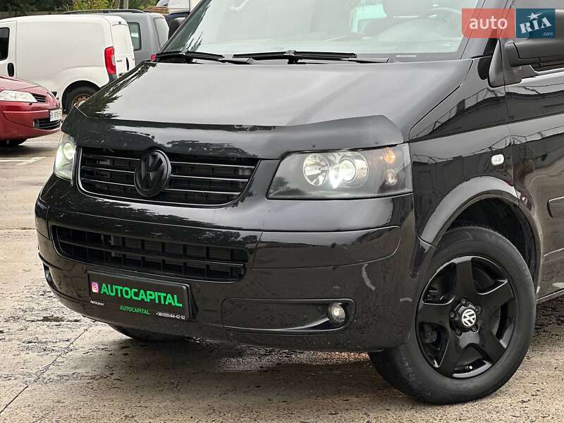 Мінівен Volkswagen Multivan 2006 в Києві