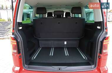 Мінівен Volkswagen Multivan 2021 в 