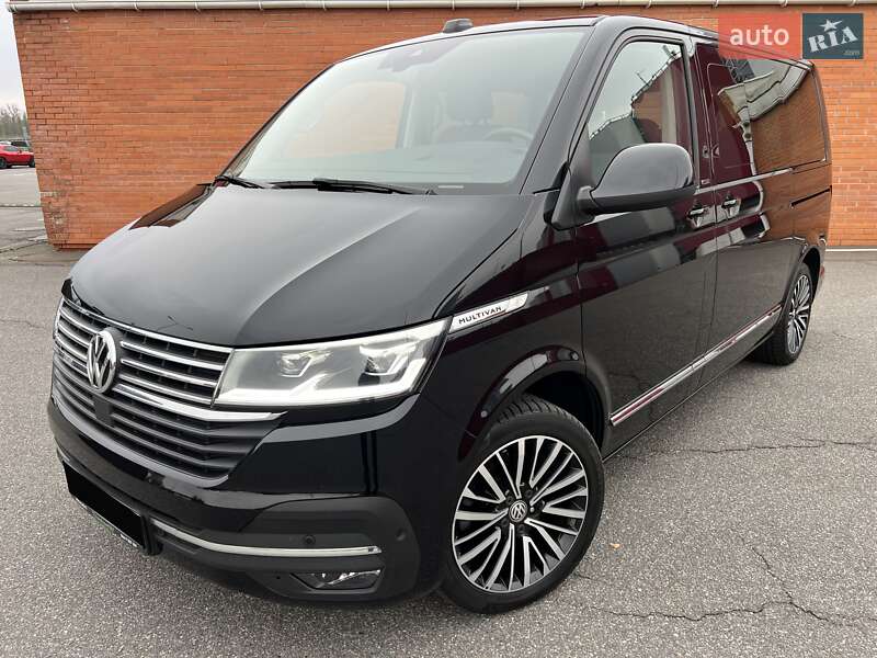 Мінівен Volkswagen Multivan 2019 в Києві