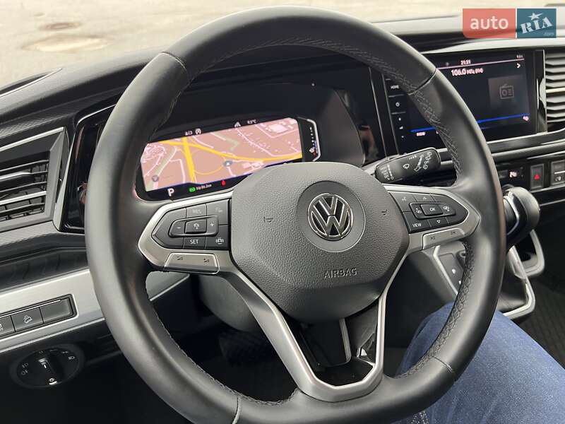 Мінівен Volkswagen Multivan 2019 в Києві
