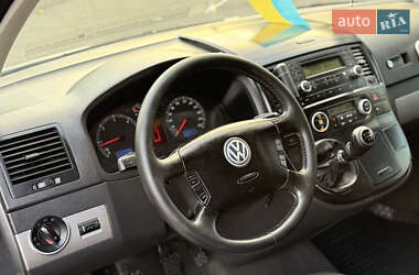 Мінівен Volkswagen Multivan 2004 в 