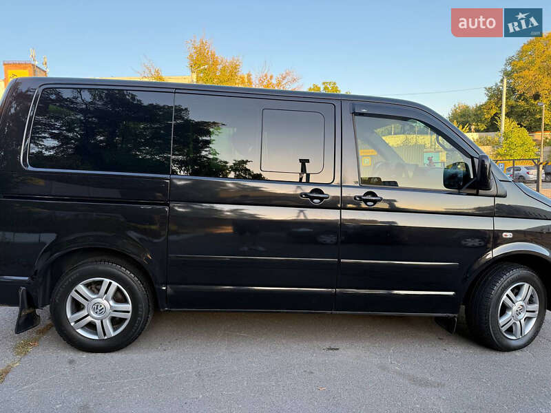 Мінівен Volkswagen Multivan 2009 в Харкові