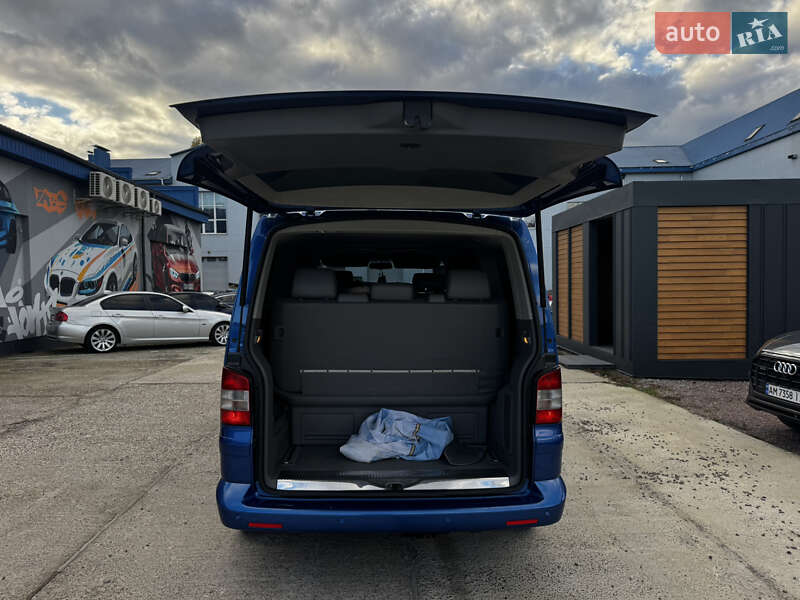Мінівен Volkswagen Multivan 2007 в Житомирі