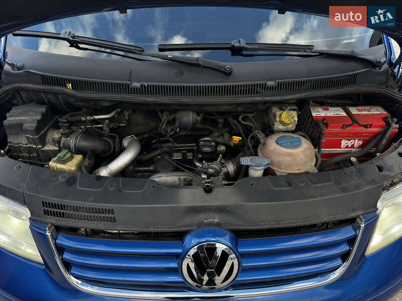 Мінівен Volkswagen Multivan 2007 в Житомирі