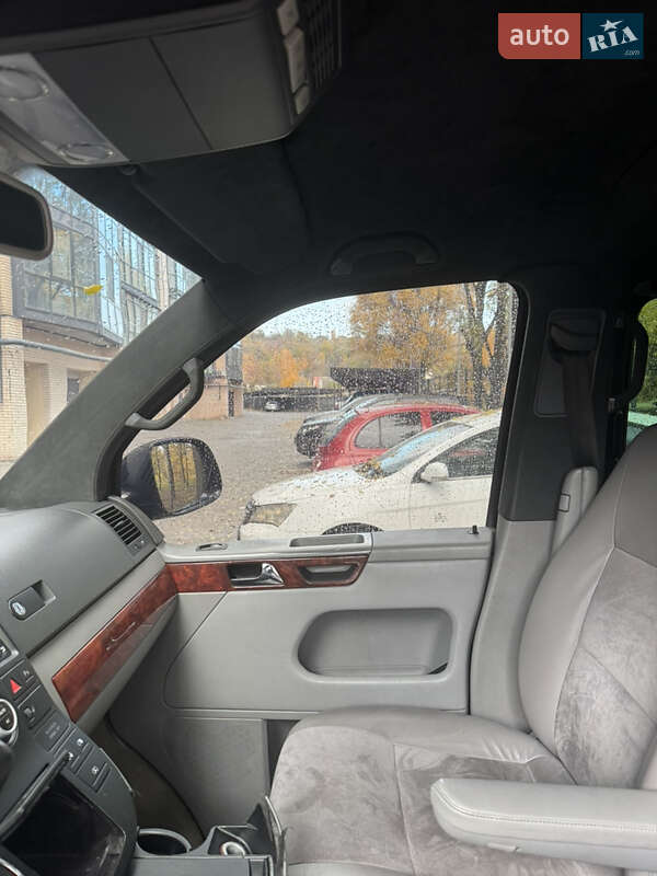 Минивэн Volkswagen Multivan 2008 в Днепре