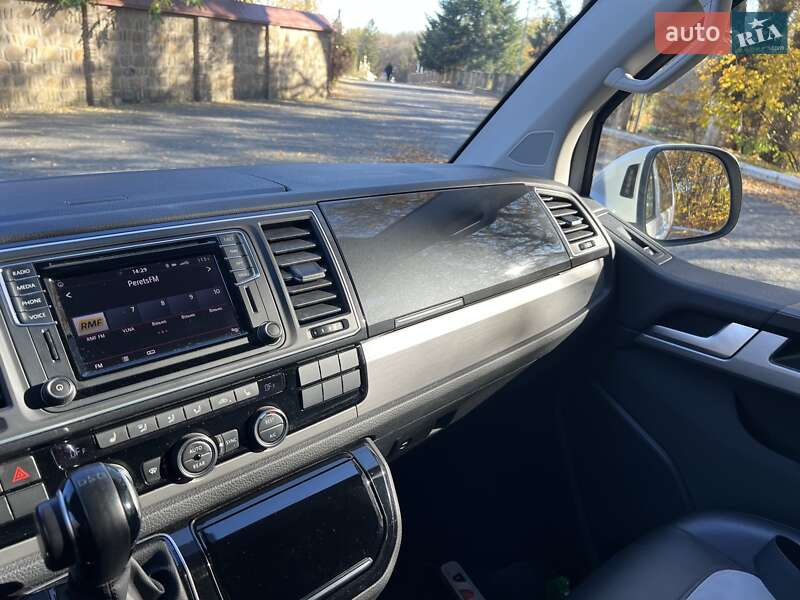 Минивэн Volkswagen Multivan 2017 в Черновцах фото 45 Минивэн Volkswagen Multivan 2017 в Черновцах