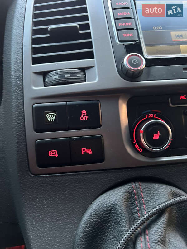 Мінівен Volkswagen Multivan 2012 в Черкасах