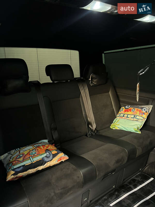 Мінівен Volkswagen Multivan 2012 в Черкасах