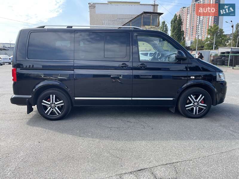 Мінівен Volkswagen Multivan 2012 в Києві