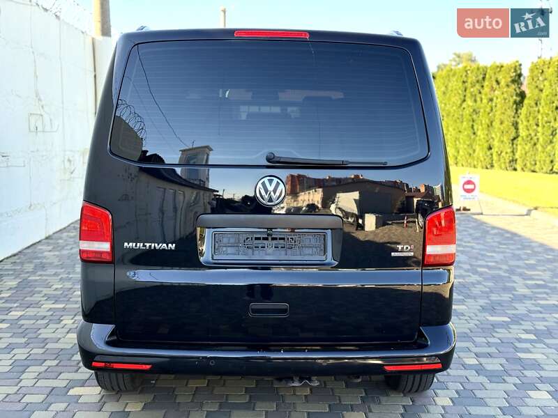 Мінівен Volkswagen Multivan 2013 в Дніпрі
