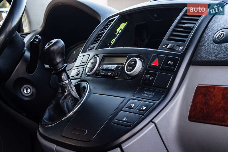 Мінівен Volkswagen Multivan 2007 в Львові