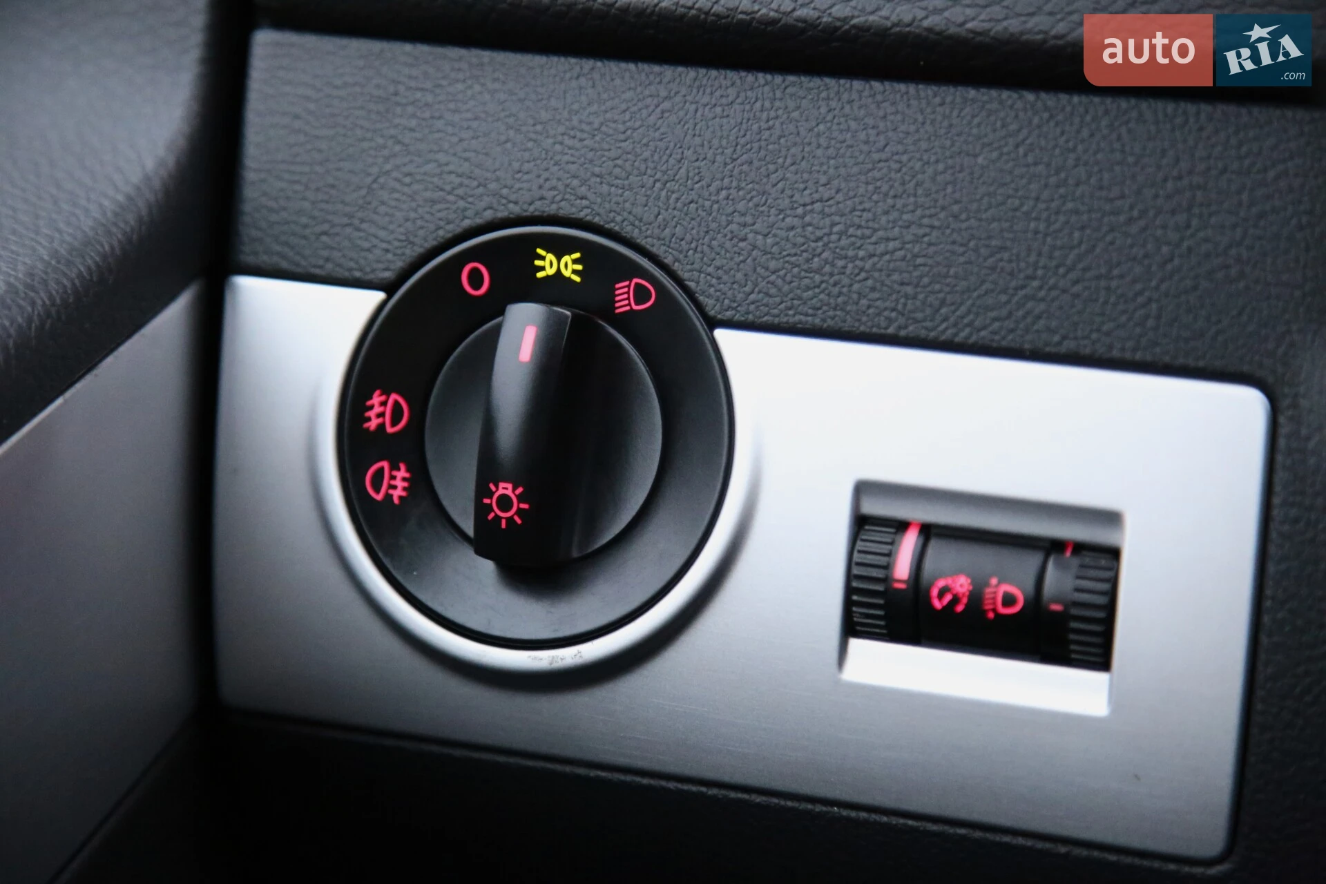2010 Volkswagen Multivan - мініатюра 21