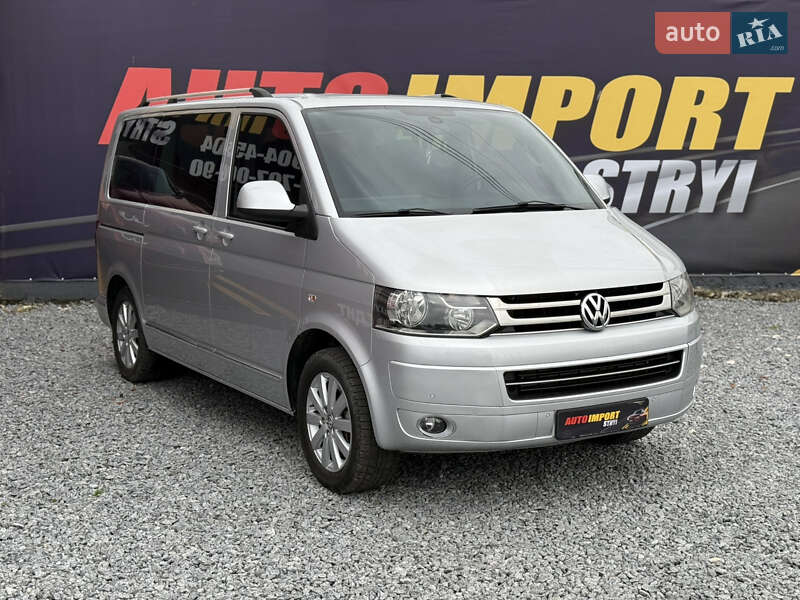Мінівен Volkswagen Multivan 2011 в Стрию
