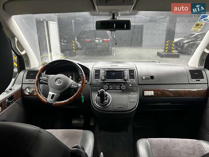 Мінівен Volkswagen Multivan 2015 в Чернівцях фото 13 Мінівен Volkswagen Multivan 2015 в Чернівцях
